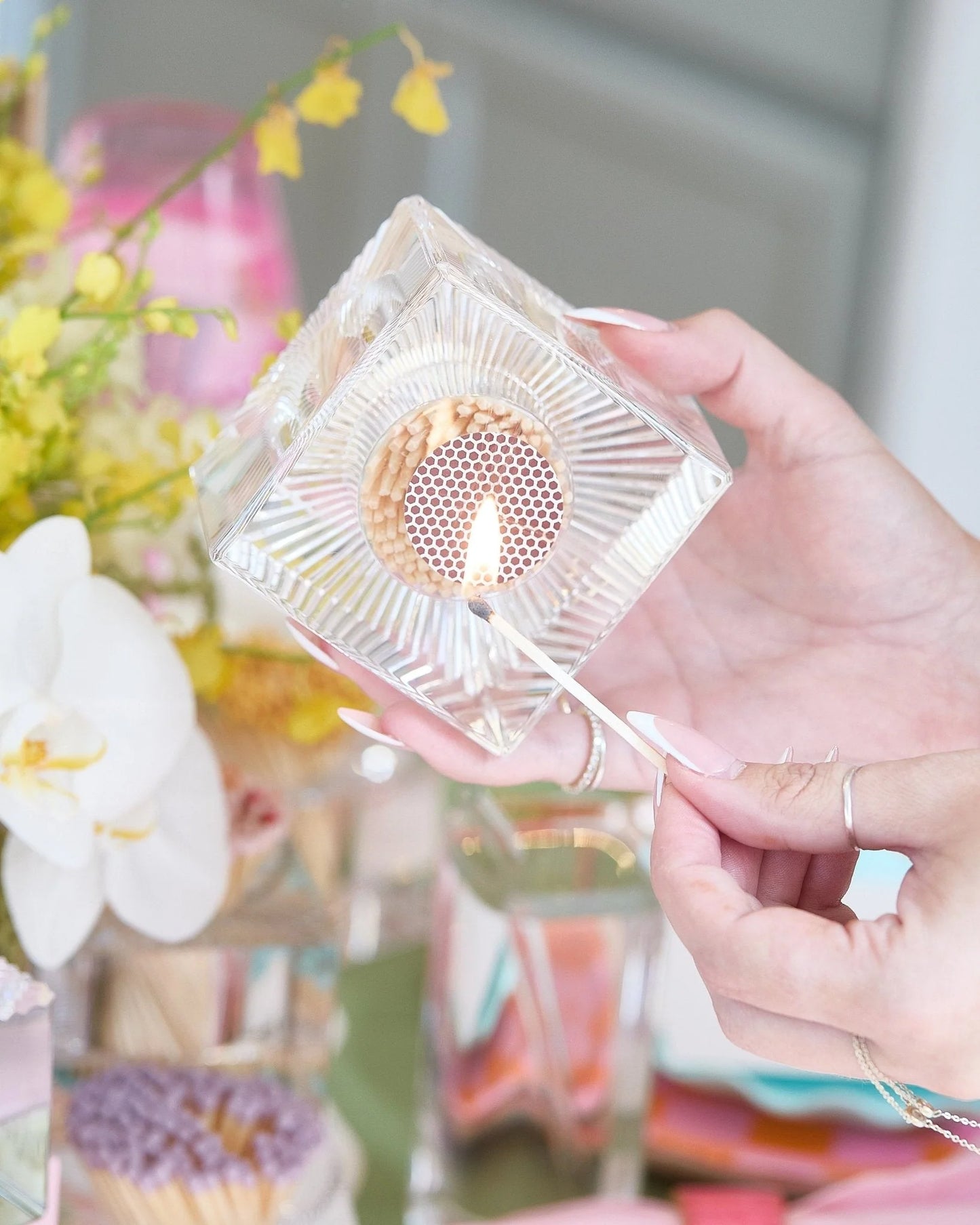 Square Match Striker | White Matches